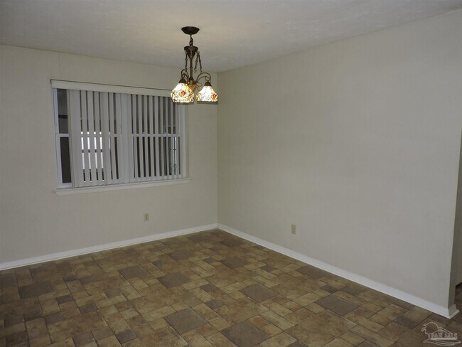 Building Photo - 7356 Sandy Creek Cir