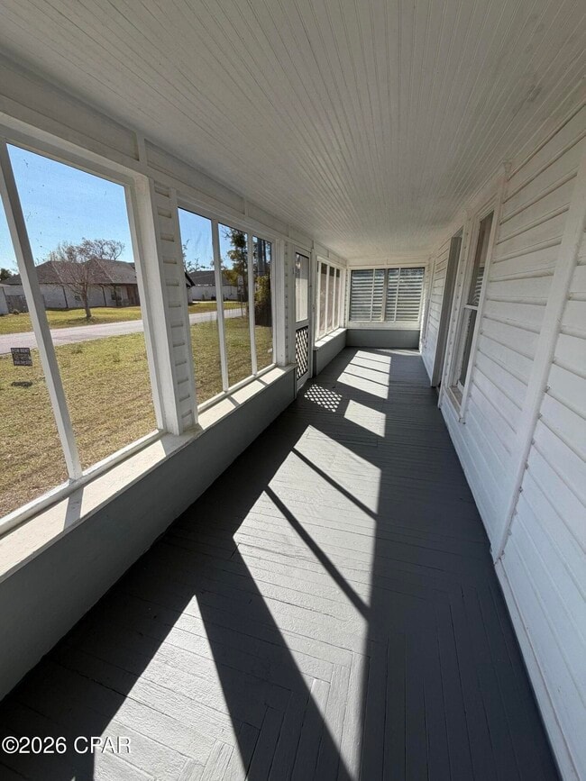 Building Photo - 1002 Indiana Ave