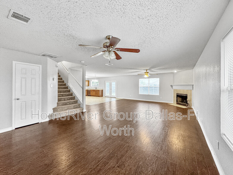 Building Photo - 4881 Trail Hollow Dr