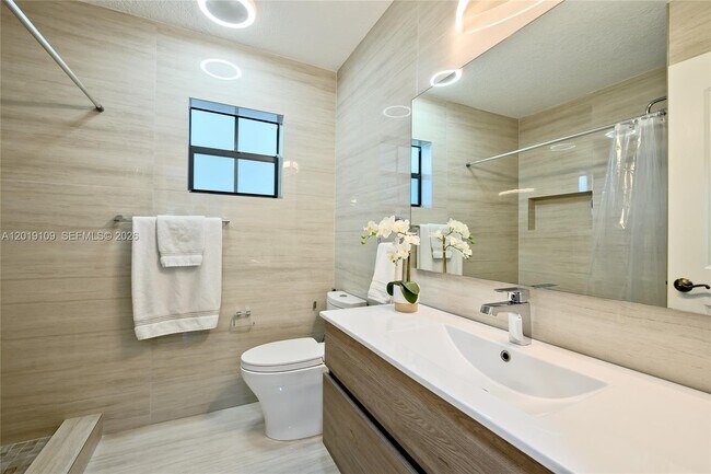 Building Photo - 6021 NW 61st St
