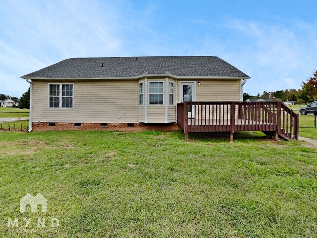 Building Photo - 123 Pay Day Ln