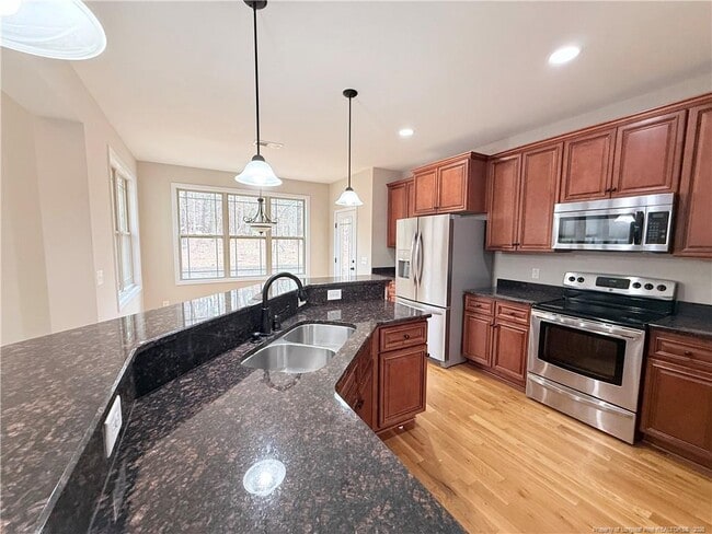 Building Photo - 171 Cedar Ln