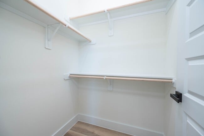 Building Photo - 3209 St Emanuel St