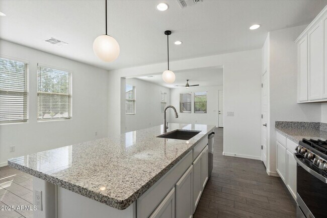 Building Photo - 25101 N 141st Ave