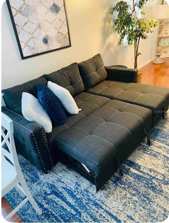 Building Photo - 2521 Lorraine St