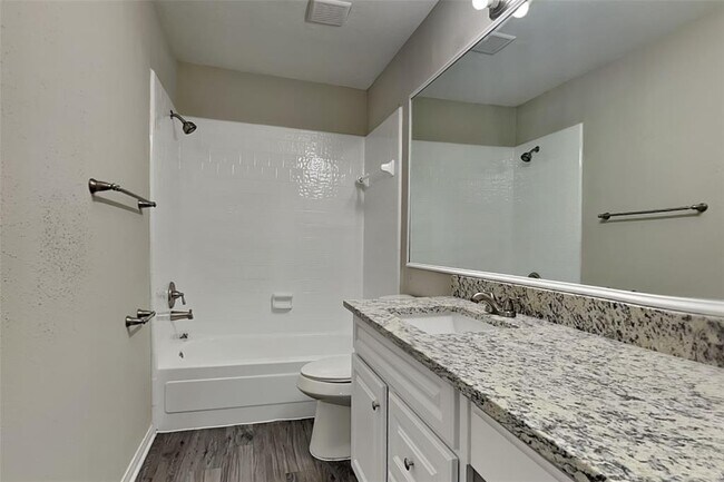 Building Photo - 8635 Spring Green Dr
