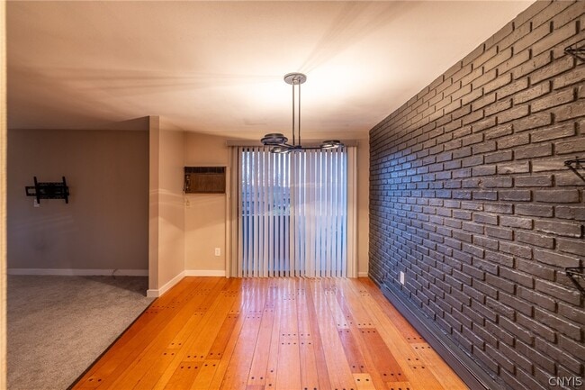 Building Photo - 705 Idlewood Blvd N