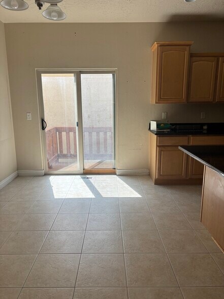 Building Photo - 2878 W Fox Hunters Loop