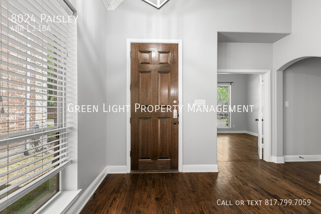 Building Photo - 8024 Paisley-