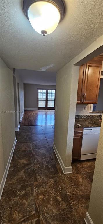 Building Photo - 410 NW 68th Ave