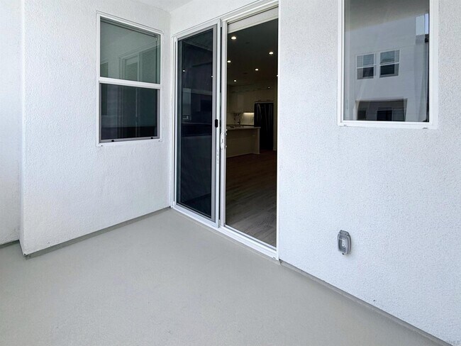 Building Photo - 2630 Everly Dr