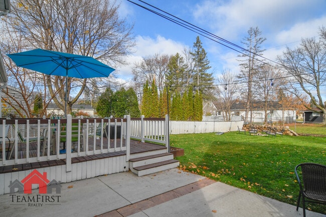 Building Photo - 1260 7th St