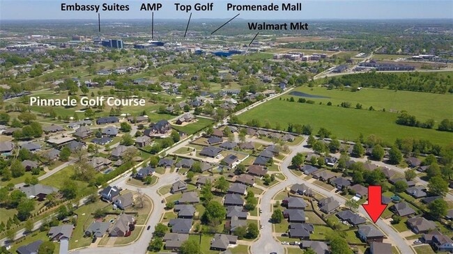 Building Photo - 6113 W Pleasant Dr