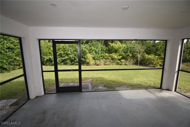 Building Photo - 152 Red Cedar Park