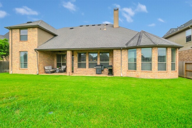 Building Photo - 2810 Red Maple Dr