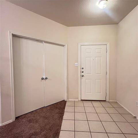 Building Photo - 2049 Helmoken Falls Dr