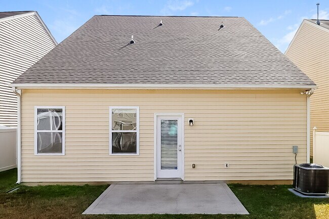 Building Photo - 812 Old Forester Ln