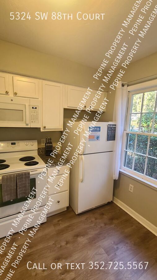 Building Photo - 5324 SW 88 Ct