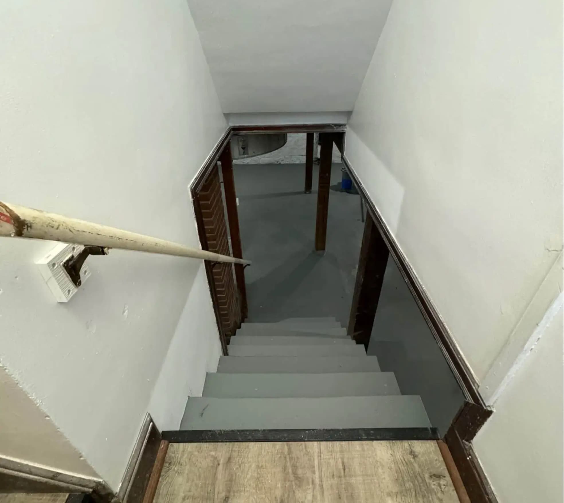 Building Photo - 1006 N 1st Ave