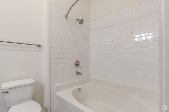 1BR, 1BA - A5 - 750SF - ibex at Uptown