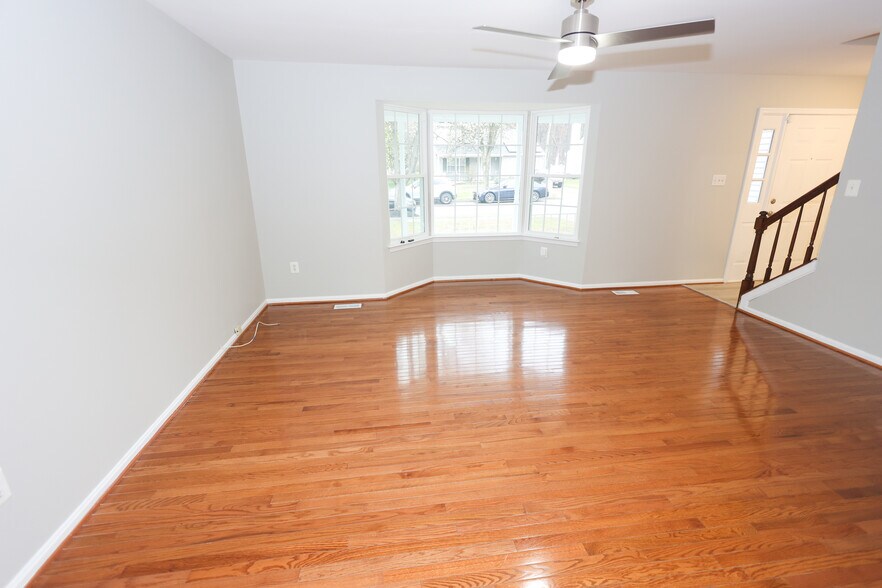 Building Photo - 6113 Peggyanne Ct