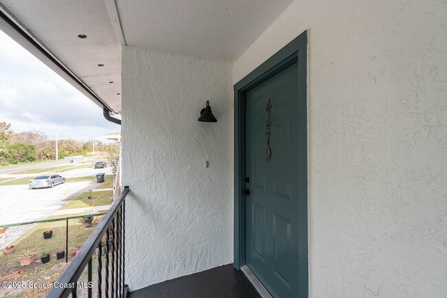 Building Photo - 4479 Barna Ave