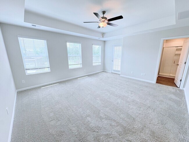Building Photo - 101 Brown Cir