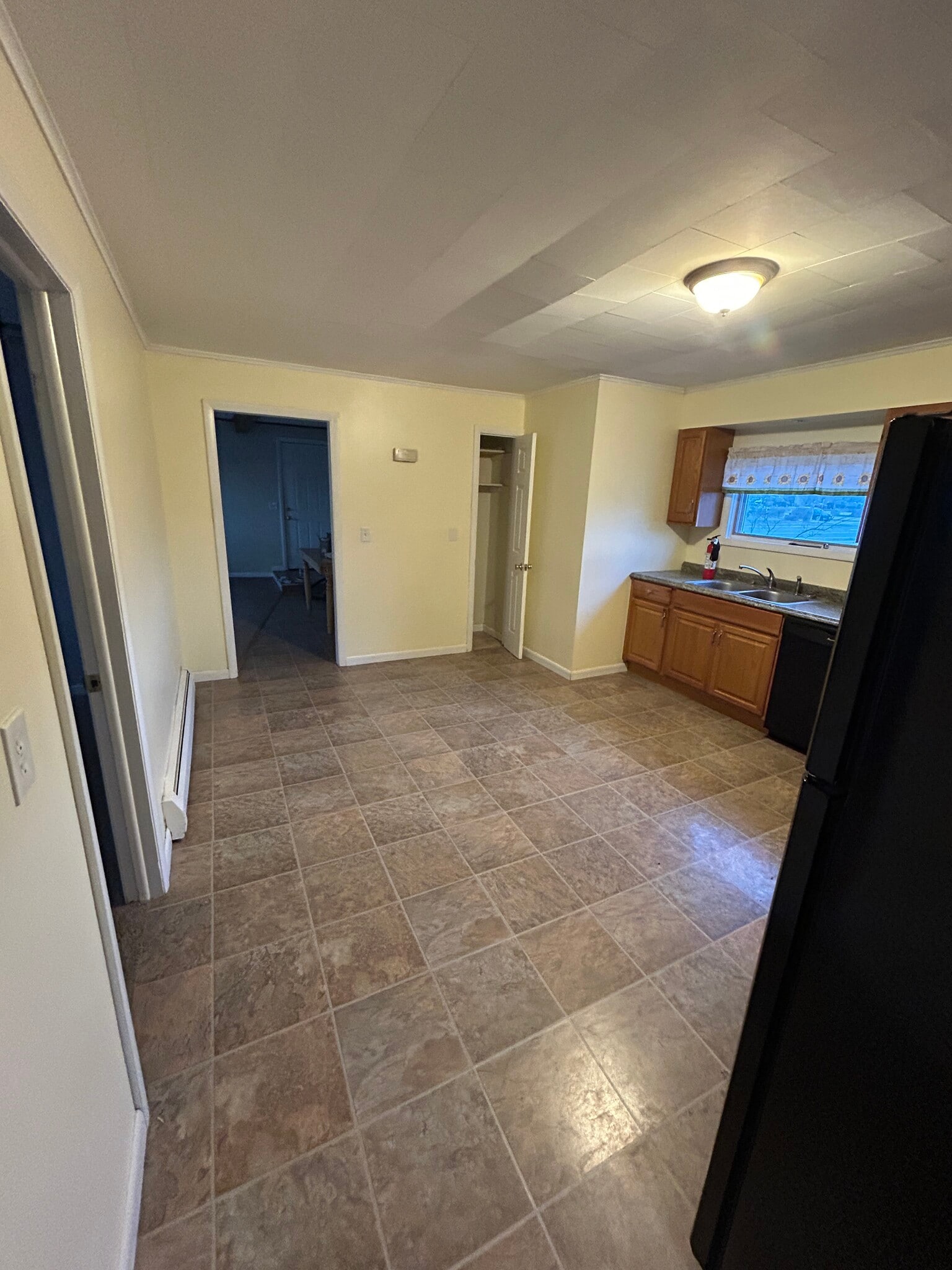 Building Photo - 427 S Hamilton St