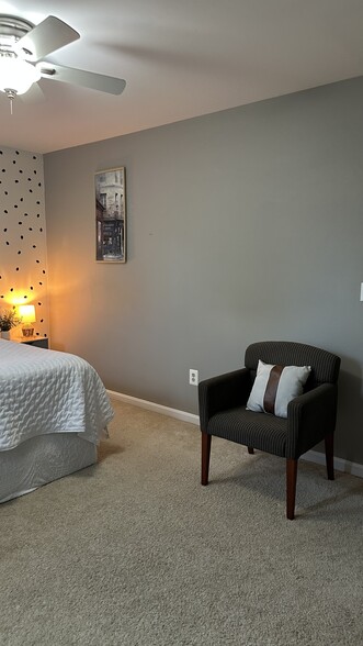 Building Photo - 11406 Enchanted Woods Way