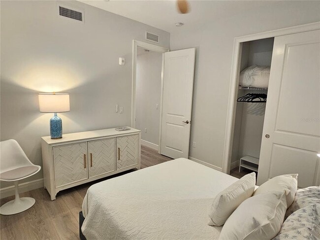 Building Photo - 503 S Tamiami Trl