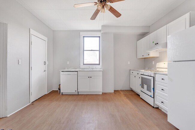 Building Photo - 3711 Orpwood St