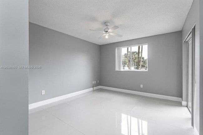 Building Photo - 2600 S University Dr