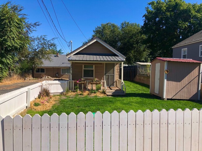 Primary Photo - Charming & Updated One-Bedroom Bungalow