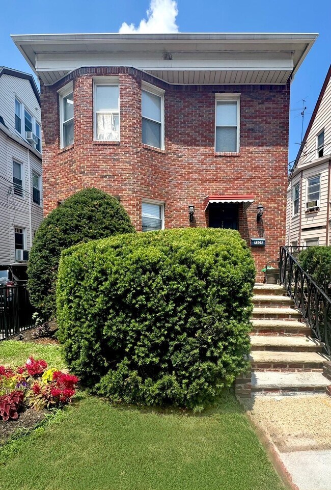 Building Photo - 7307 Park Ave