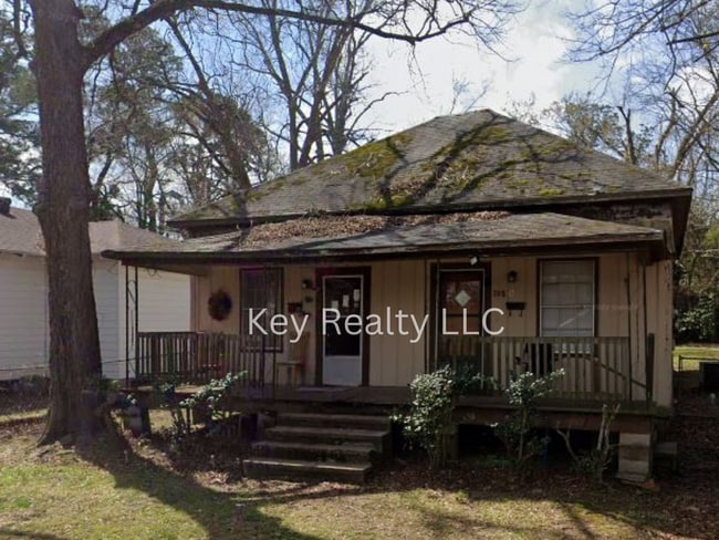 Primary Photo - 308-A First Street - Pineville