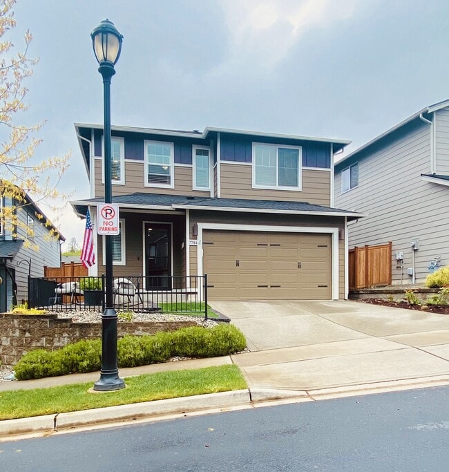 Primary Photo - 7744 20th Ln SE