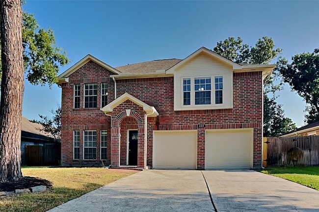Primary Photo - 2211 Pincher Creek Dr