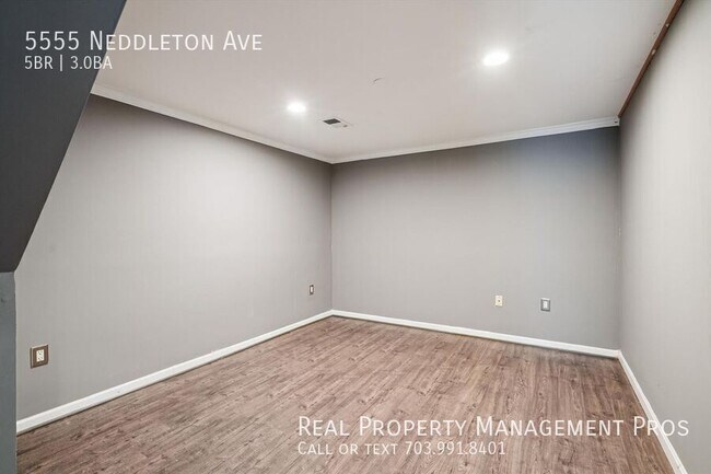 Building Photo - 5555 Neddleton Ave