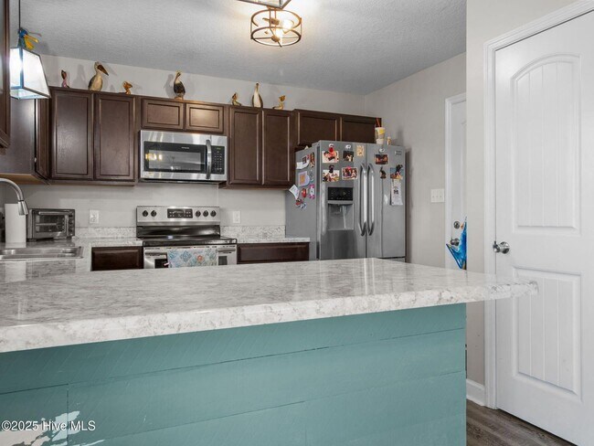 Building Photo - 216 Shell Rock Landing Rd