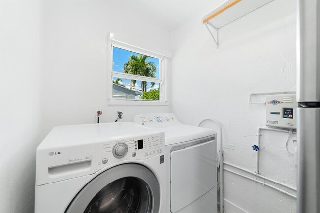 Building Photo - 2130 Wiley Ct