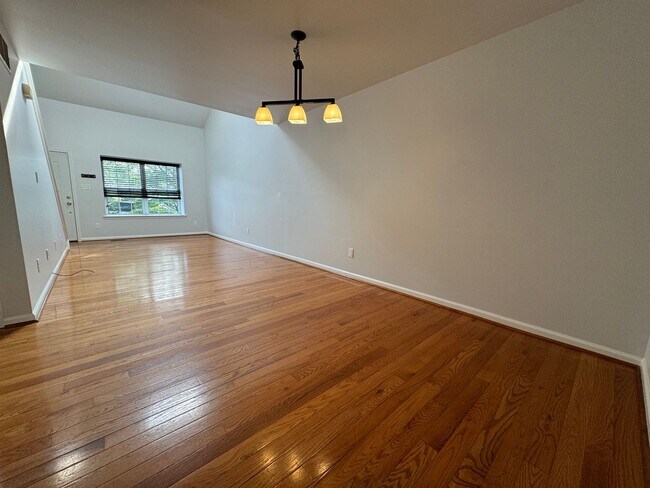 Building Photo - THREE BEDROOM  w Finished Basement- PARKLA...