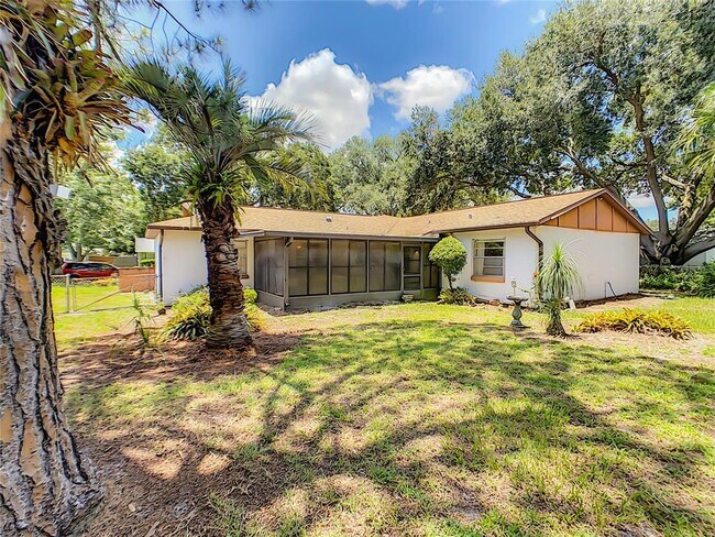 Building Photo - 5515 Albert Dr