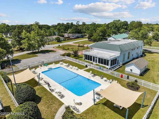 Building Photo - 1010 Meridian Dr