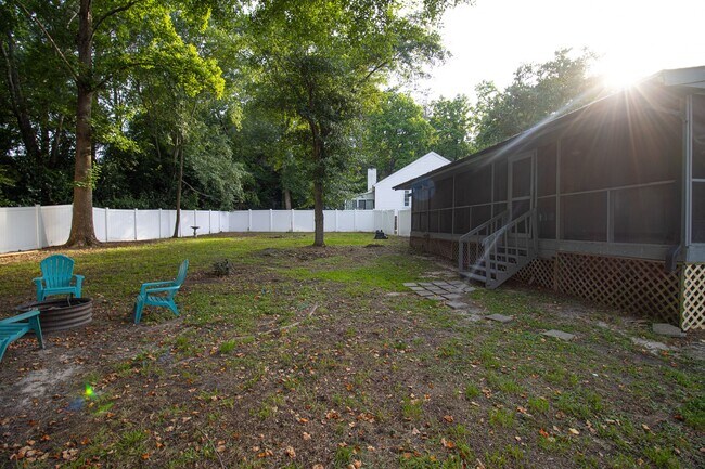 Building Photo - Beautiful Three Bedroom Home for Rent – 1440 Land of Lakes Circle, Lexington, SC