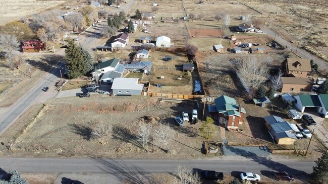 Building Photo - Spacious 2 Bedroom home in Paragonah