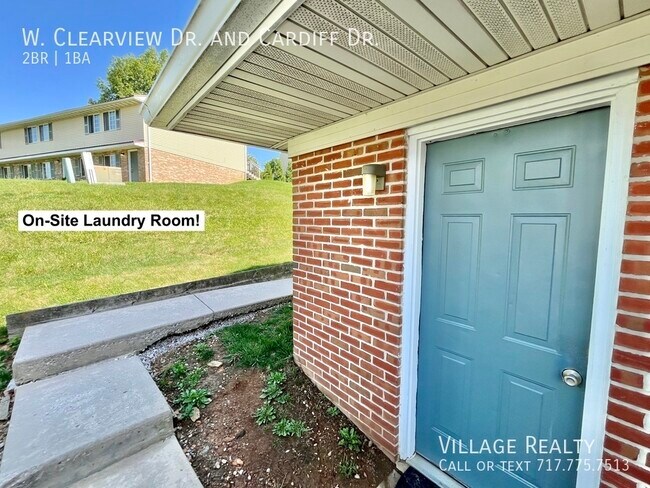 Building Photo - 81 W Clearview Dr
