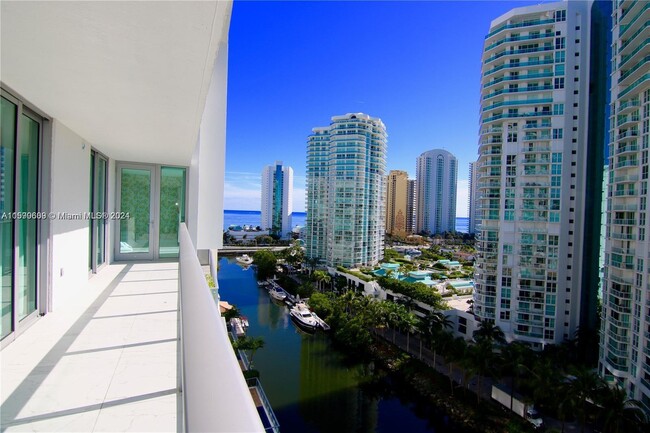 Building Photo - 300 Sunny Isles Blvd