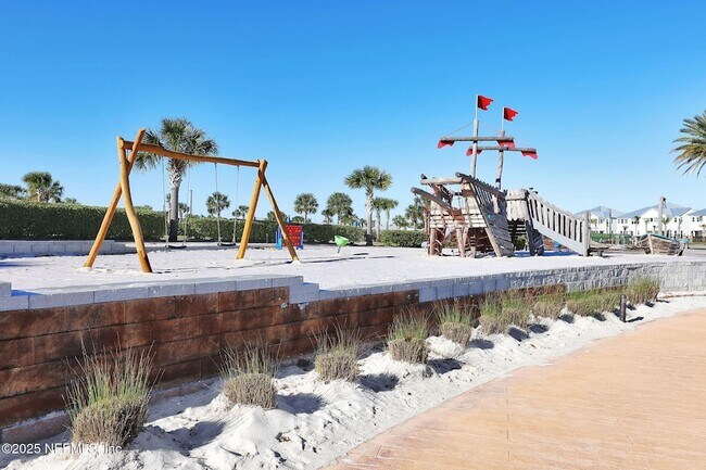 Building Photo - 94 Waterline Dr