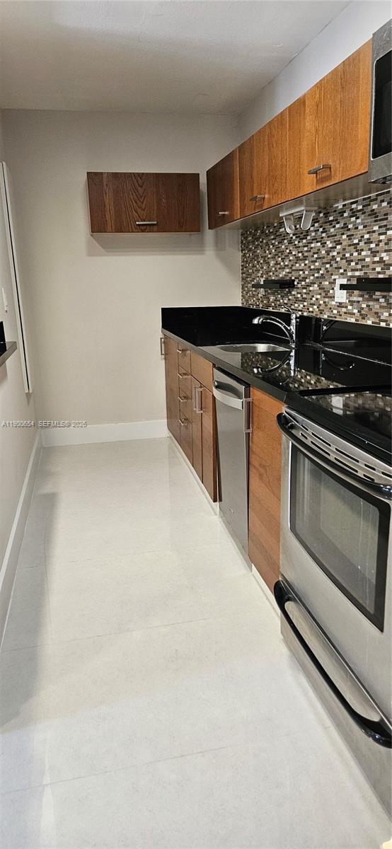 Building Photo - 4360 NW 79th Ave