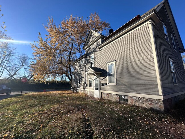 Building Photo - 1315/1317 Cleveland Avenue